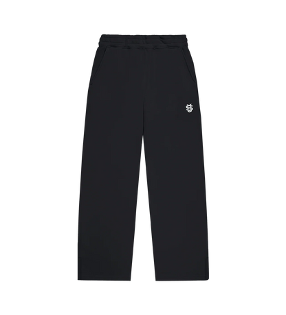 BASE BLACK
